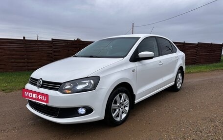 Volkswagen Polo VI (EU Market), 2013 год, 847 000 рублей, 4 фотография