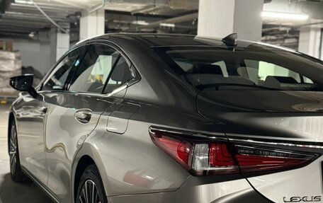 Lexus ES VII, 2022 год, 6 500 000 рублей, 8 фотография