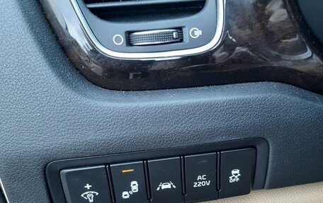 KIA Carnival III, 2018 год, 3 600 000 рублей, 10 фотография