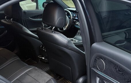 Mercedes-Benz E-Класс, 2018 год, 3 250 000 рублей, 6 фотография