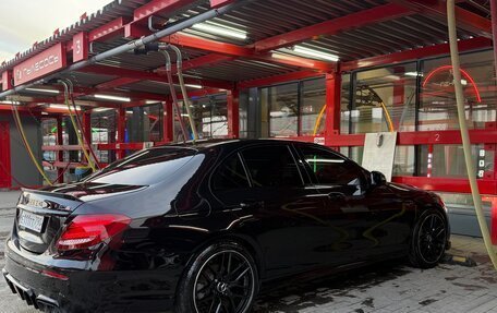 Mercedes-Benz E-Класс, 2018 год, 3 250 000 рублей, 13 фотография
