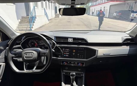 Audi Q3, 2022 год, 2 000 000 рублей, 9 фотография