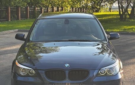 BMW 5 серия, 2005 год, 900 000 рублей, 1 фотография