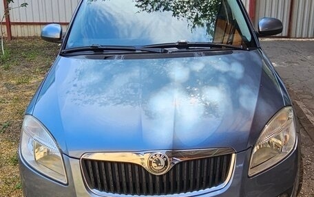 Skoda Fabia II, 2009 год, 599 999 рублей, 1 фотография