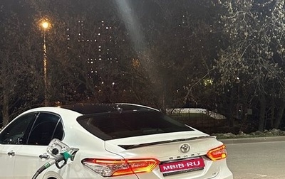 Toyota Camry, 2019 год, 3 200 000 рублей, 1 фотография