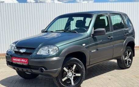 Chevrolet Niva I рестайлинг, 2018 год, 775 000 рублей, 1 фотография