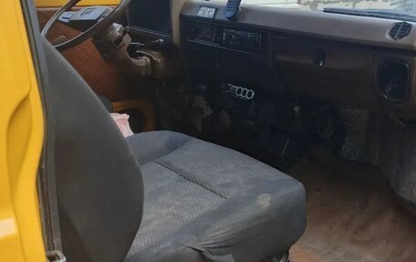 Toyota HiAce H50 H60 H70, 1987 год, 420 000 рублей, 7 фотография