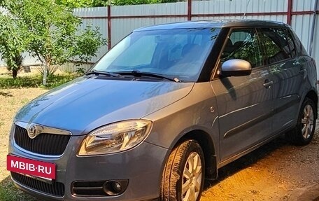 Skoda Fabia II, 2009 год, 599 999 рублей, 3 фотография