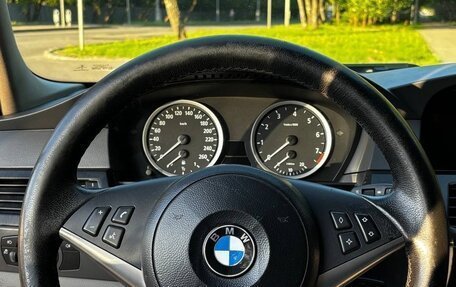 BMW 5 серия, 2005 год, 900 000 рублей, 13 фотография