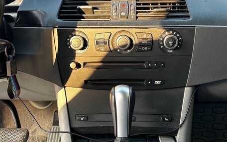 BMW 5 серия, 2005 год, 900 000 рублей, 17 фотография