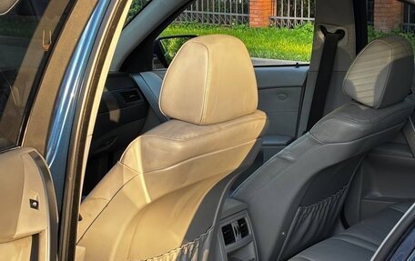 BMW 5 серия, 2005 год, 900 000 рублей, 16 фотография