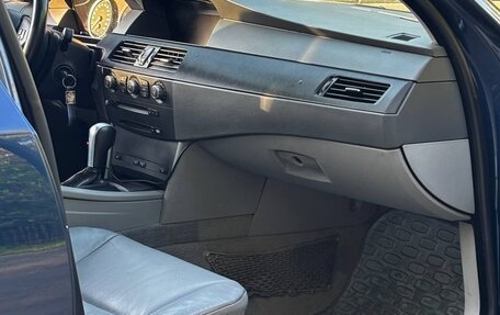 BMW 5 серия, 2005 год, 900 000 рублей, 15 фотография