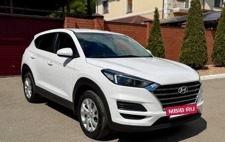 Hyundai Tucson III, 2020 год, 2 350 000 рублей, 2 фотография