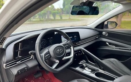 Hyundai Elantra, 2023 год, 1 644 000 рублей, 9 фотография