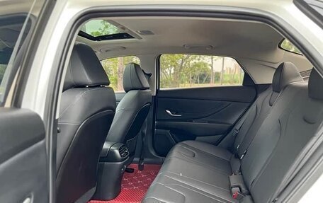 Hyundai Elantra, 2023 год, 1 644 000 рублей, 10 фотография