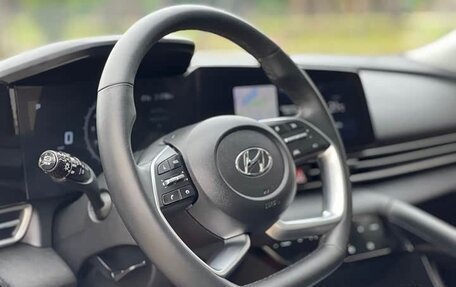 Hyundai Elantra, 2023 год, 1 644 000 рублей, 18 фотография