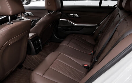 BMW 3 серия, 2022 год, 2 999 000 рублей, 7 фотография