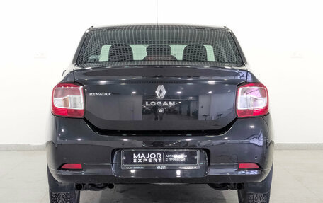 Renault Logan II, 2017 год, 860 000 рублей, 6 фотография
