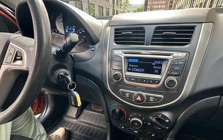 Hyundai Solaris II рестайлинг, 2014 год, 1 050 000 рублей, 7 фотография