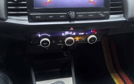 Honda Fit, 2021 год, 1 395 000 рублей, 5 фотография