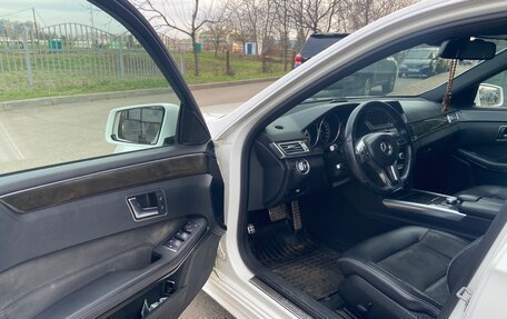 Mercedes-Benz E-Класс, 2013 год, 1 870 000 рублей, 7 фотография
