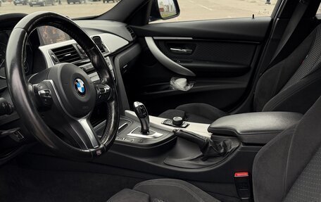 BMW 3 серия, 2016 год, 2 300 000 рублей, 23 фотография