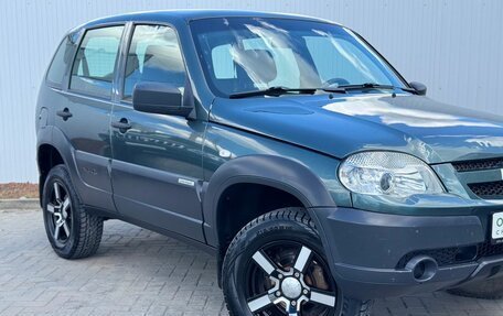 Chevrolet Niva I рестайлинг, 2018 год, 775 000 рублей, 5 фотография
