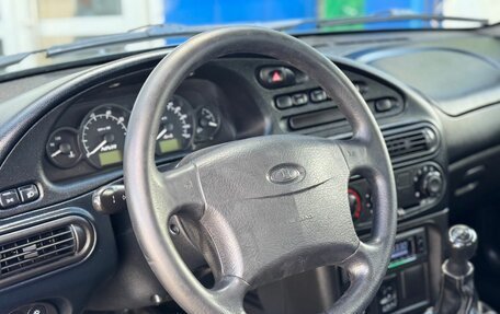Chevrolet Niva I рестайлинг, 2018 год, 775 000 рублей, 14 фотография