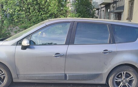 Renault Scenic III, 2009 год, 600 000 рублей, 2 фотография