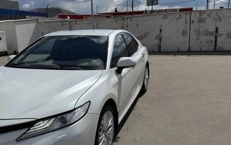 Toyota Camry, 2019 год, 3 090 000 рублей, 14 фотография