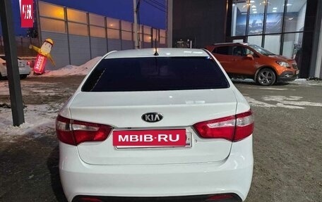 KIA Rio III рестайлинг, 2013 год, 449 999 рублей, 3 фотография