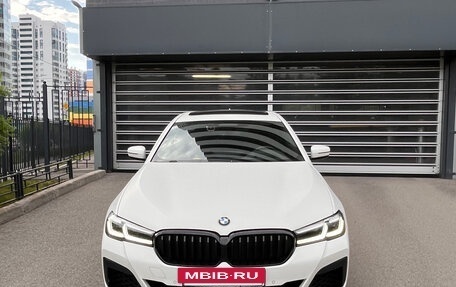 BMW 5 серия, 2020 год, 5 000 000 рублей, 2 фотография