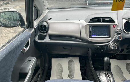 Honda Fit III, 2009 год, 739 000 рублей, 18 фотография