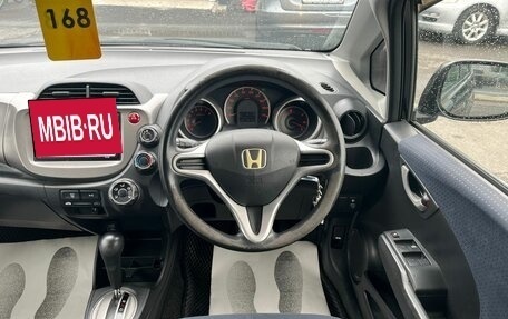 Honda Fit III, 2009 год, 739 000 рублей, 19 фотография