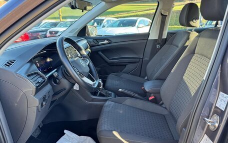 Volkswagen T-Cross I, 2023 год, 2 385 000 рублей, 6 фотография