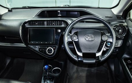 Toyota Aqua I, 2017 год, 1 199 000 рублей, 12 фотография