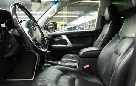 Toyota Land Cruiser 200, 2012 год, 4 169 000 рублей, 10 фотография