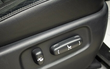 Toyota Land Cruiser 200, 2012 год, 4 169 000 рублей, 31 фотография