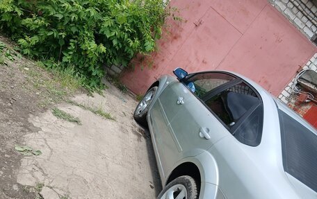 Ford Focus II рестайлинг, 2005 год, 490 000 рублей, 3 фотография