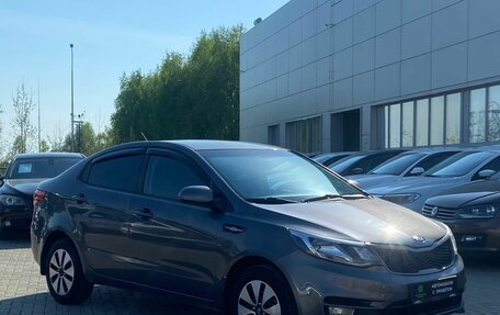 KIA Rio III рестайлинг, 2015 год, 990 000 рублей, 3 фотография