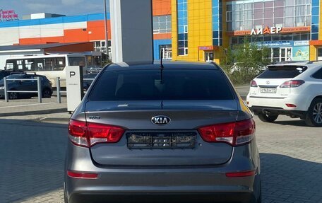 KIA Rio III рестайлинг, 2015 год, 990 000 рублей, 5 фотография