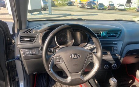 KIA Rio III рестайлинг, 2015 год, 990 000 рублей, 14 фотография