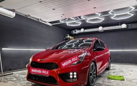 KIA cee'd GT II, 2014 год, 1 790 000 рублей, 14 фотография