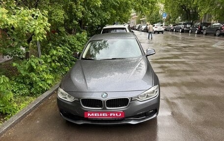 BMW 3 серия, 2016 год, 2 250 000 рублей, 3 фотография