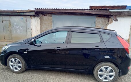 Hyundai Solaris II рестайлинг, 2013 год, 780 000 рублей, 4 фотография