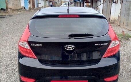 Hyundai Solaris II рестайлинг, 2013 год, 780 000 рублей, 2 фотография