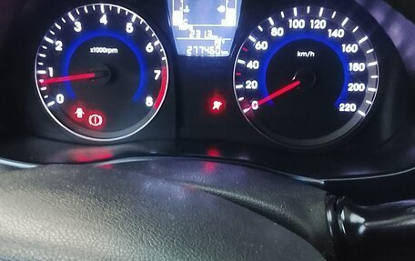 Hyundai Solaris II рестайлинг, 2016 год, 750 000 рублей, 10 фотография