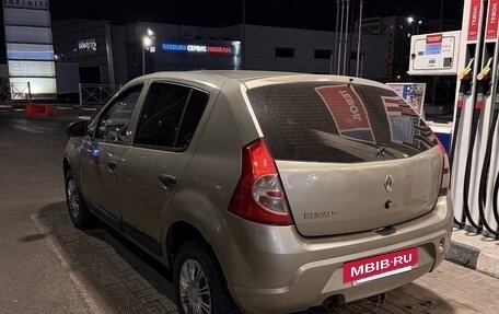 Renault Sandero I, 2011 год, 249 000 рублей, 2 фотография