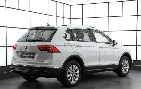 Volkswagen Tiguan II, 2021 год, 3 049 000 рублей, 4 фотография
