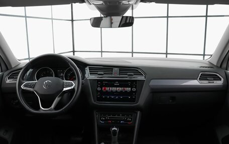 Volkswagen Tiguan II, 2021 год, 3 049 000 рублей, 7 фотография